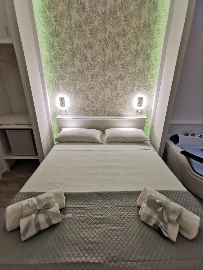 Il Mare Di Roma Deluxe 호텔 리도디오스티아 외부 사진