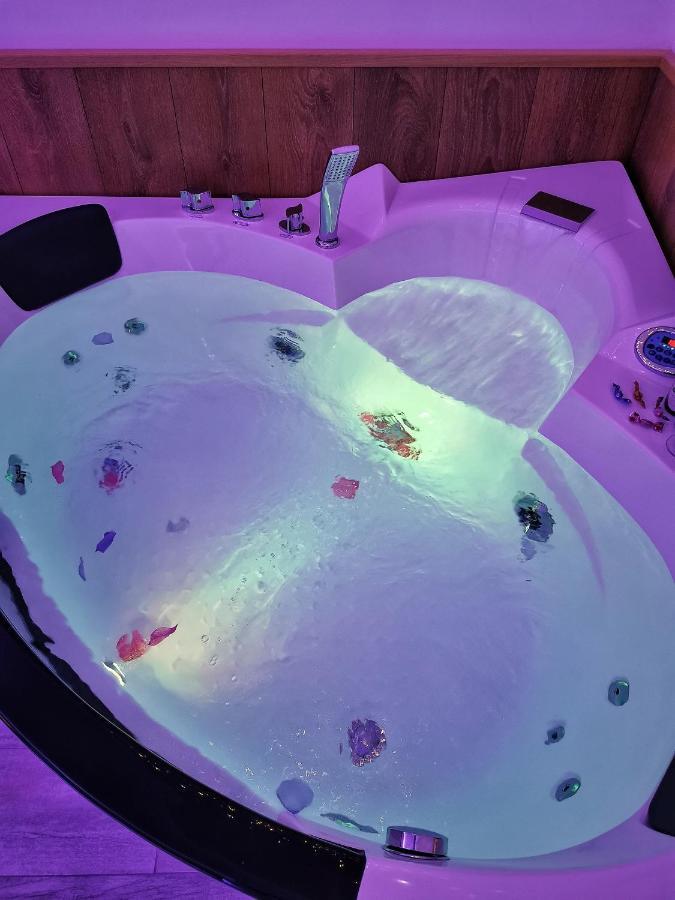 Il Mare Di Roma Deluxe 호텔 리도디오스티아 외부 사진